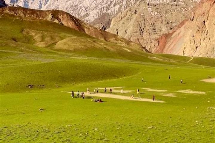 Escorts Chitral, Pakistan — Local Companions