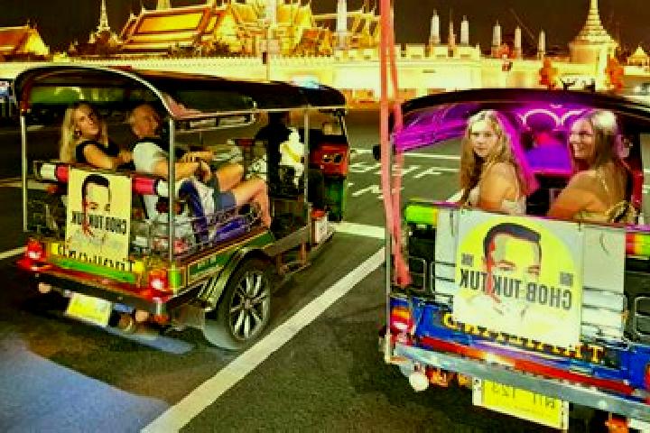 Escorts Chob Ta Trav, Cambodia — Local Companions