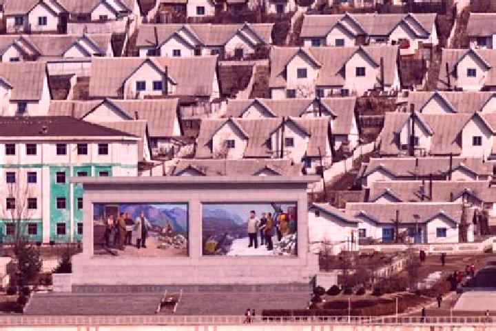 Escorts Chunggang, North Korea — Local Companions