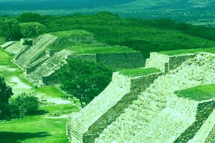 Escorts Chunhuhub, Mexico — Local Companions