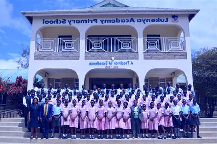 Escorts Chwele, Kenya — Local Companions