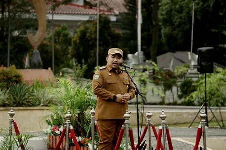 Escorts Ciceuri, Indonesia — Local Companions