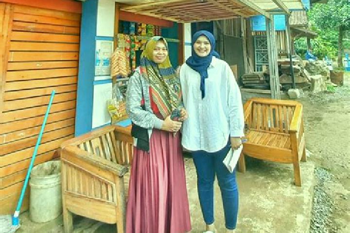 Escorts Cidadap, Indonesia — Local Companions