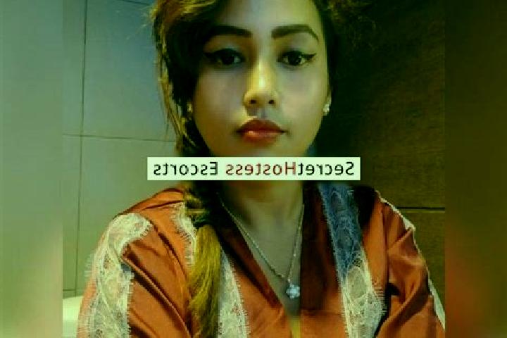 Escorts Cijapar, Indonesia — Local Companions