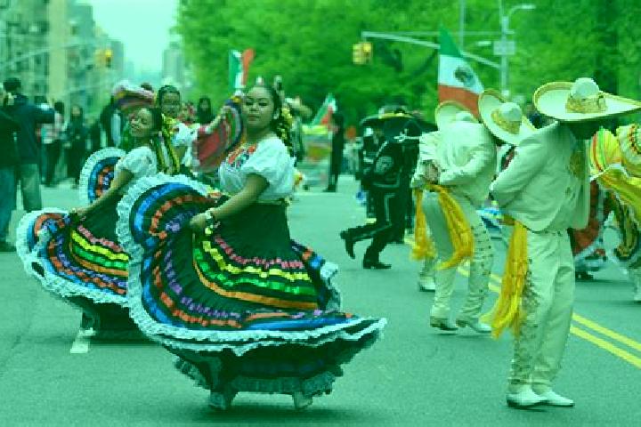 Escorts Cinco de Mayo, Mexico — Local Companions