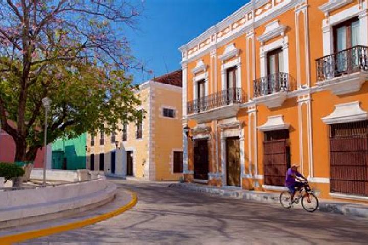 Escorts Ciudad del Carmen, Mexico — Local Companions