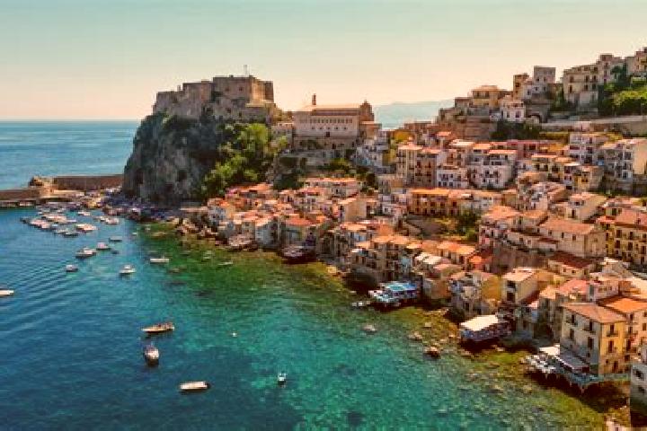 Escorts Civita, Italy — Local Companions