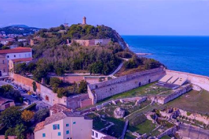 Escorts Civitanova Alta, Italy — Local Companions
