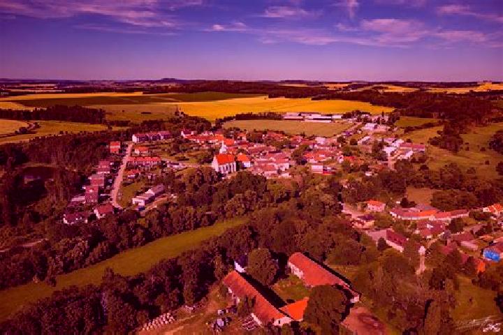 Escorts Cizkrajov, Czech Republic — Local Companions