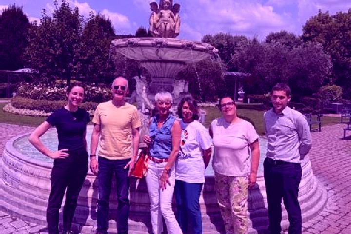 Escorts Clesse, France — Local Companions