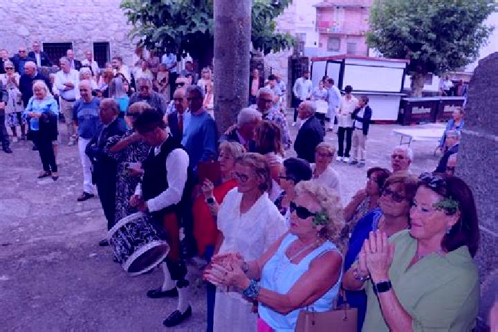 Escorts Colmenar de Montemayor, Spain — Local Companions