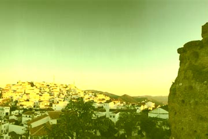 Escorts Comares, Spain — Local Companions