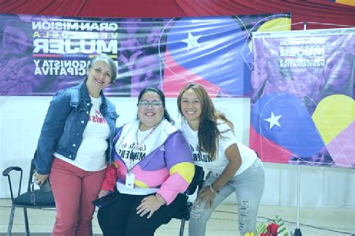 Escorts Comite del Pueblo, Ecuador — Local Companions
