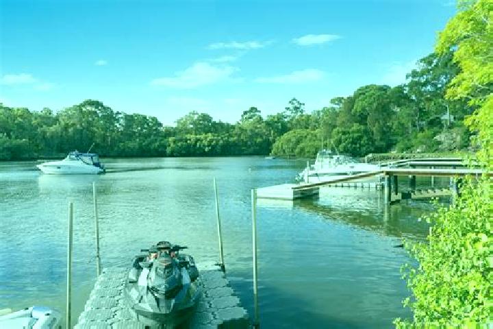 Escorts Connells Point, Australia — Local Companions