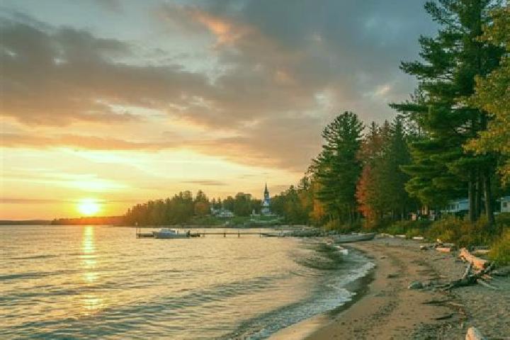 Escorts Constance Bay, Canada — Local Companions