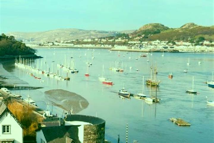 Escorts Conwy, United Kingdom — Local Companions