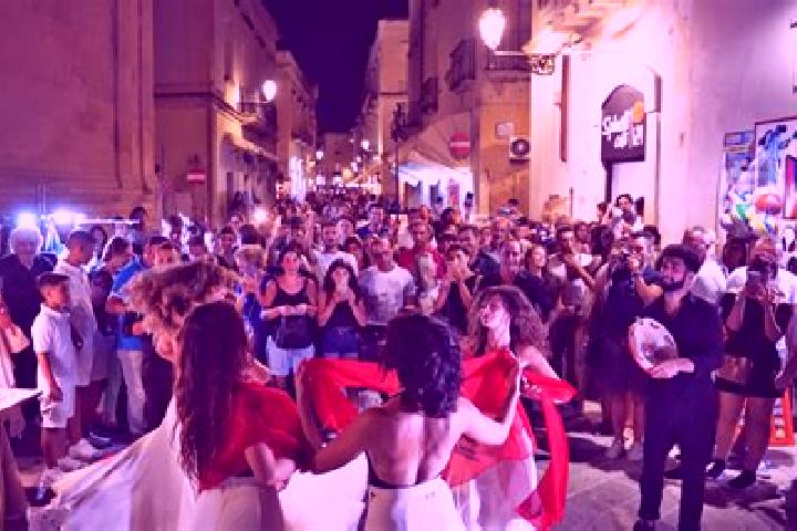 Escorts Corigliano d Otranto, Italy — Local Companions