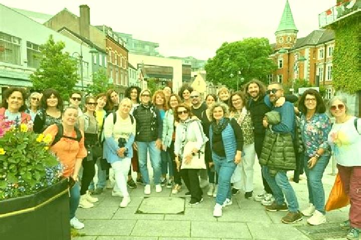 Escorts Cork, Ireland — Local Companions