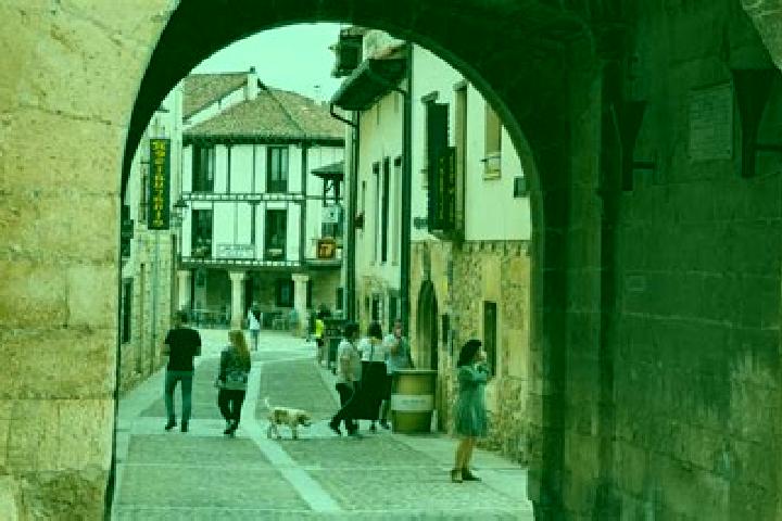 Escorts Covarrubias, Spain — Local Companions