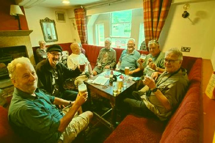 Escorts Cragg vale, United Kingdom — Local Companions
