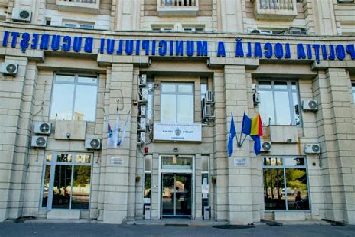 Escorts Croici, Romania — Local Companions