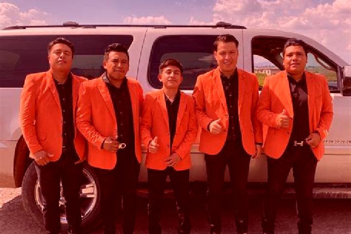 Escorts Cuadrilla Nueva, Mexico — Local Companions