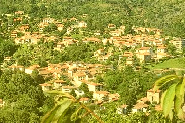 Escorts Cuasso al Piano, Italy — Local Companions