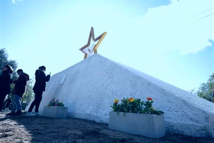Escorts Cubiri de la Cuesta, Mexico — Local Companions