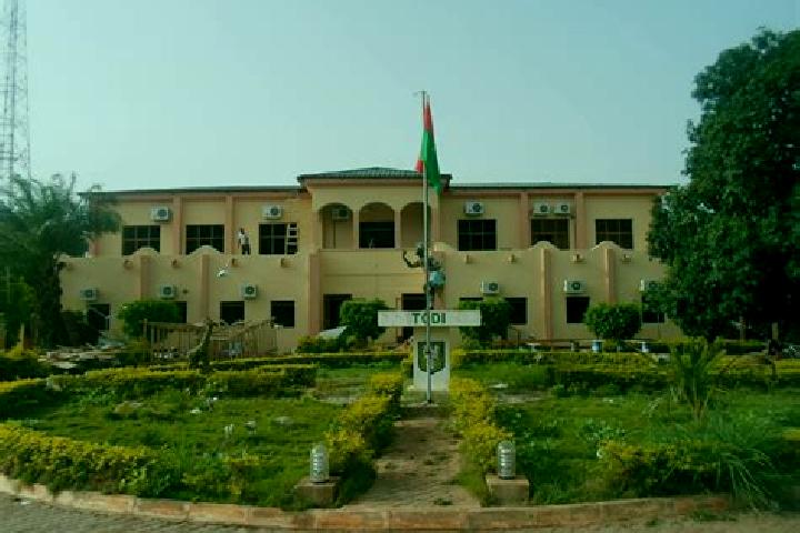 Escorts Dapelogo, Burkina Faso — Local Companions