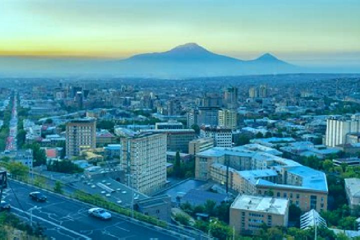 Escorts Davtashen, Armenia — Local Companions