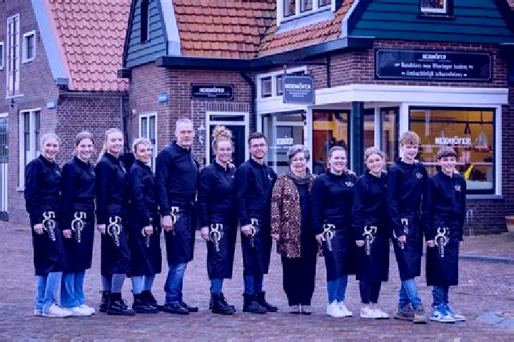 Escorts Den Oever, Netherlands — Local Companions