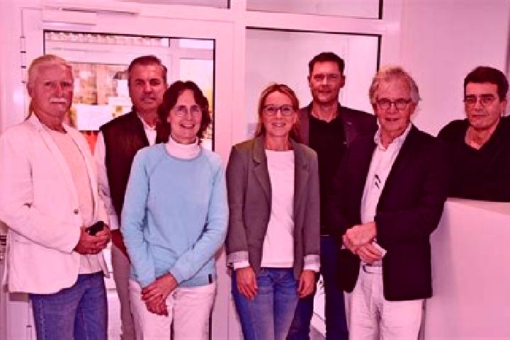 Escorts Dettingen unter Teck, Germany — Local Companions