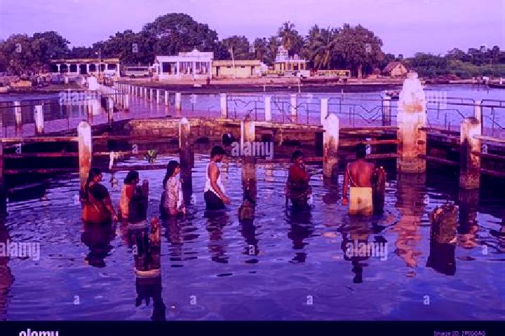 Escorts Devipattinam, India — Local Companions
