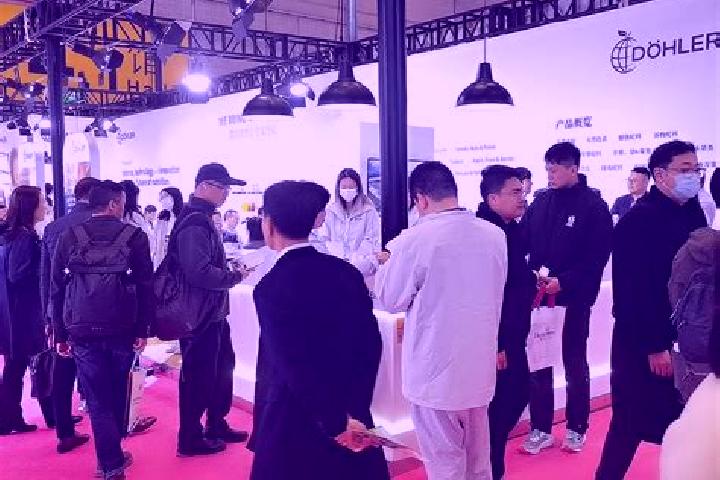 Escorts Dezhou, China — Local Companions