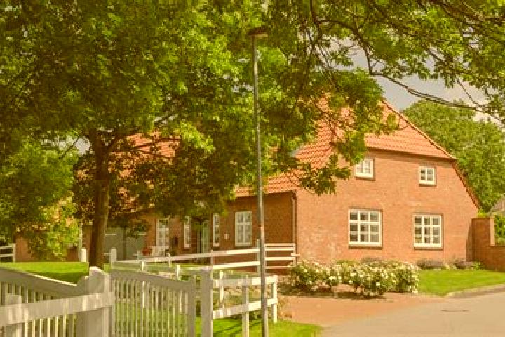Escorts Diekhusen-Fahrstedt, Germany — Local Companions