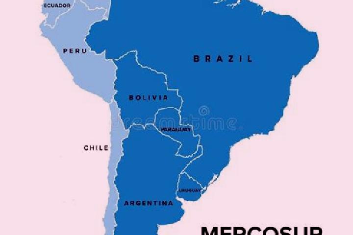 Escorts Dionisio Cerqueira, Brazil — Local Companions