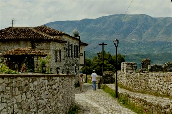 Escorts Dishnice, Albania — Local Companions