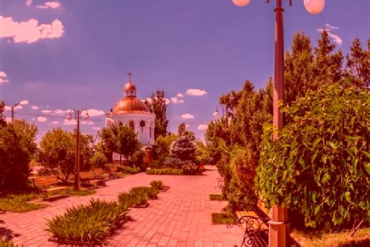 Escorts Dobroslav, Ukraine — Local Companions