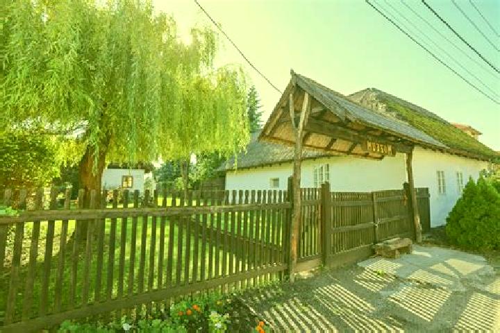 Escorts Dolny Stal, Slovakia — Local Companions