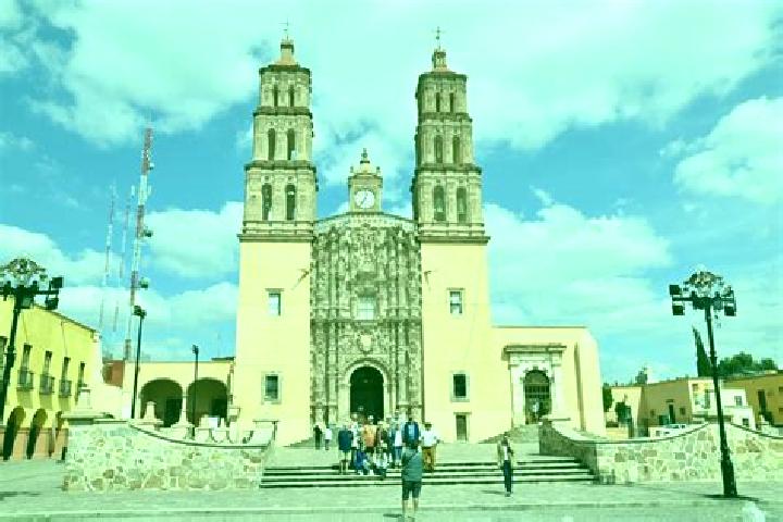 Escorts Dolores Hidalgo, Mexico — Local Companions