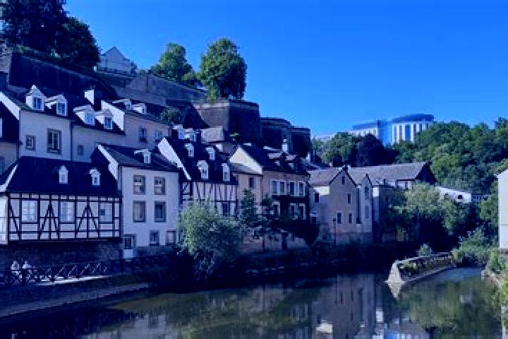 Escorts Dommeldange, Luxembourg — Local Companions