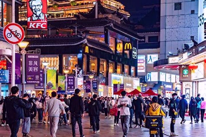 Escorts Dongmen, China — Local Companions