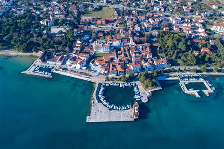 Escorts Donji Miholjac, Croatia — Local Companions