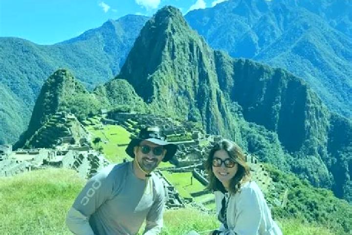 Escorts Dos Unidos, Peru — Local Companions