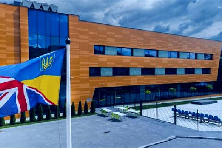 Escorts Drochlin, Poland — Local Companions