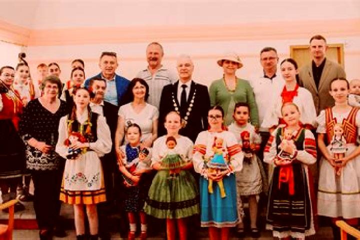 Escorts Dubodiel, Slovakia — Local Companions