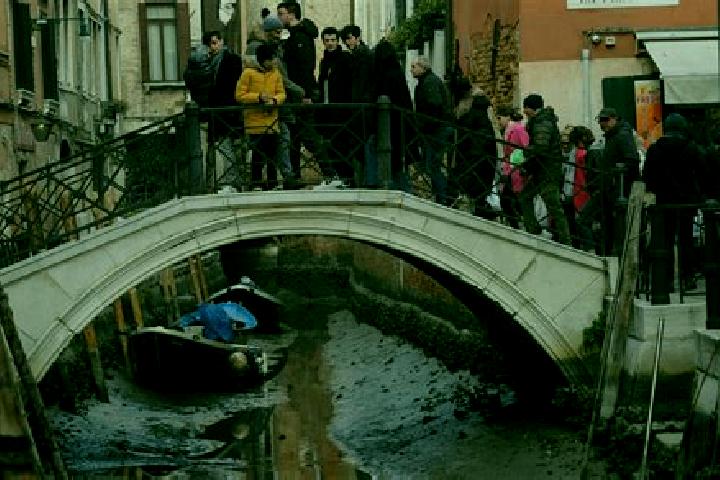 Escorts Duno, Italy — Local Companions