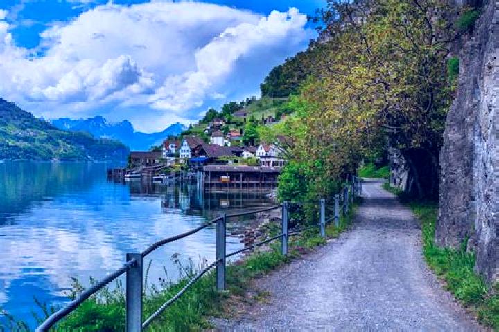 Escorts Durrenasch, Switzerland — Local Companions