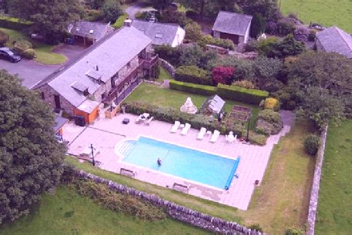 Escorts Dyffryn Ardudwy, United Kingdom — Local Companions
