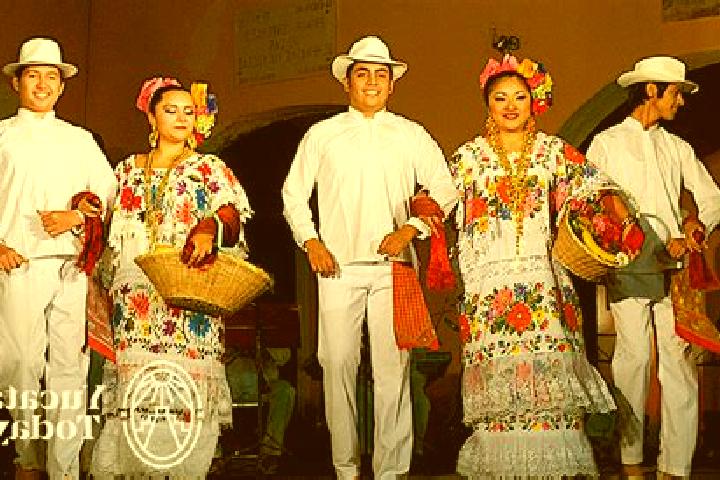 Escorts Ebtun, Mexico — Local Companions